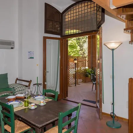 I Tigli Apartment *